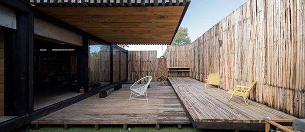 Thiết kế nhà phố bằng gỗ độc đáo với hai khối hộp chữ nhật chéo nhau tại Chile  - ảnh 6