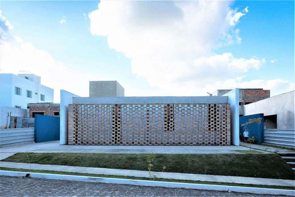 Thiết kế nhà phố 170m2 với kiến trúc mở độc đáo tại Brazil - ảnh 2